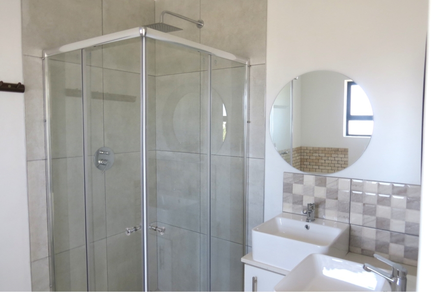 3 Bedroom Property for Sale in Golden Mile Western Cape